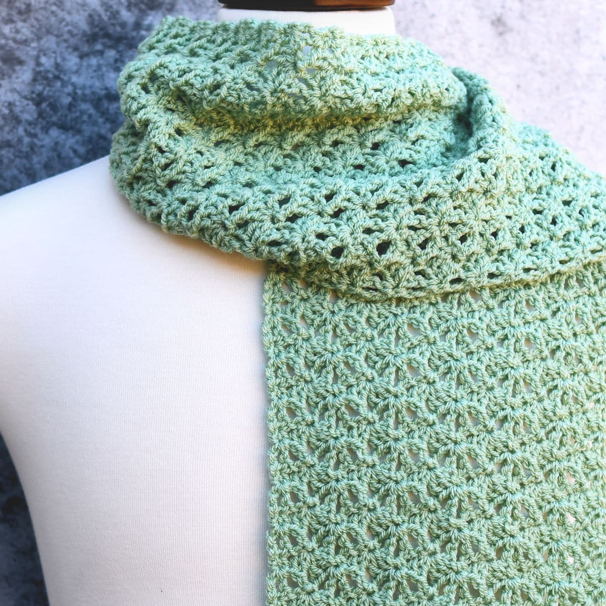 Matching Set Easy Shell Stitch Scarf from Make It Crochet