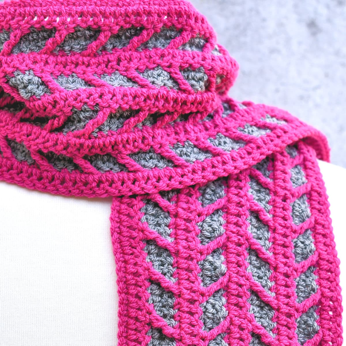Treads Scarf by Kim Guzman for Make It Crochet