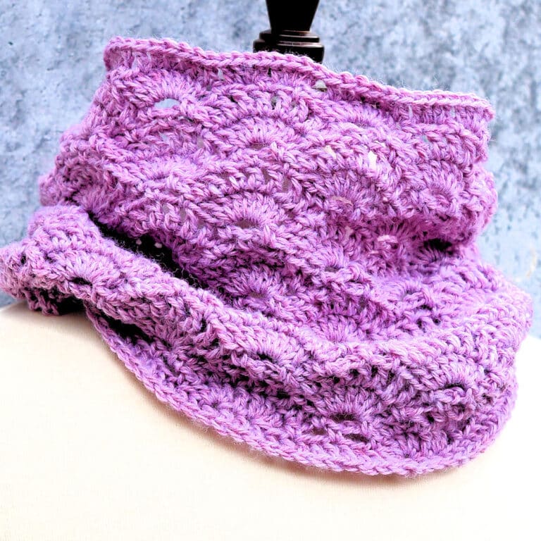 Petticoat Lace Cowl Free Crochet Pattern