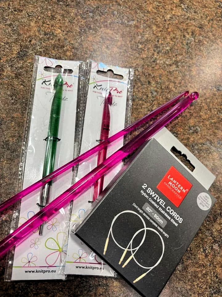 examples of knitpro tunisian crochet hooks with Lantern Moon swivel cables.