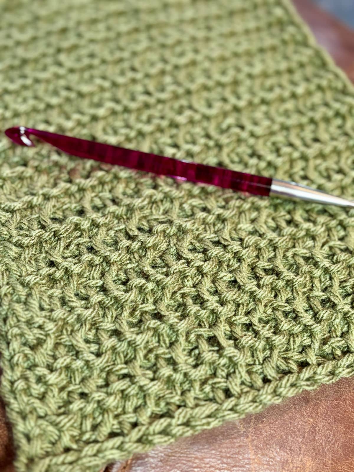 Linen Ridge Scarf swatch with Tunisian crochet hook from Knitpro Spectra