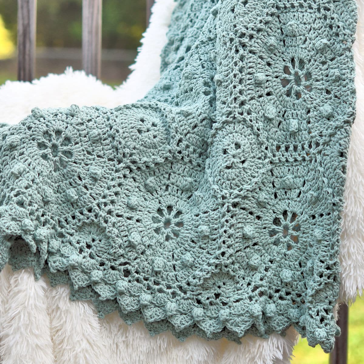 Octagon Lace Throw Free Crochet Pattern photo 1